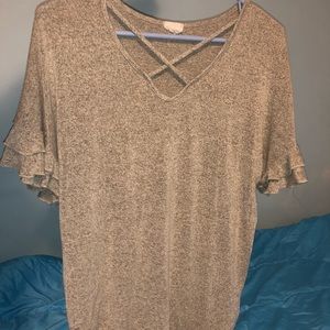 Ruffles short sleeve top